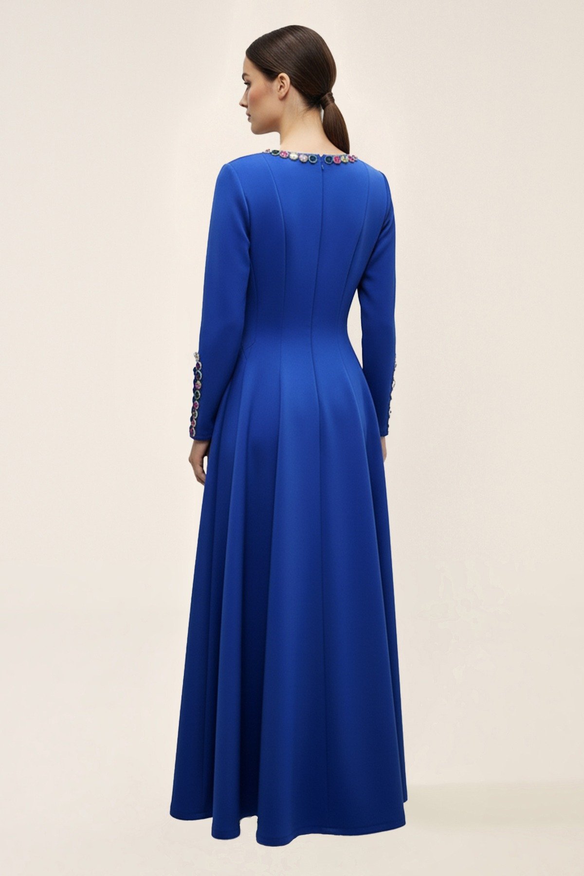 فستان أنيق بأكمام طويلة - الصورة 4