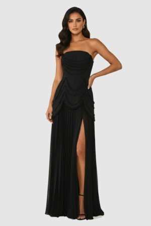 فستان أسود سترابليس أنيق بلا حمالات