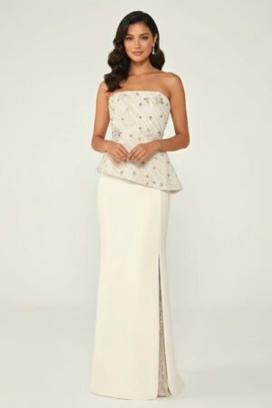 فستان أنيق باللون العاجي بدون أكمام